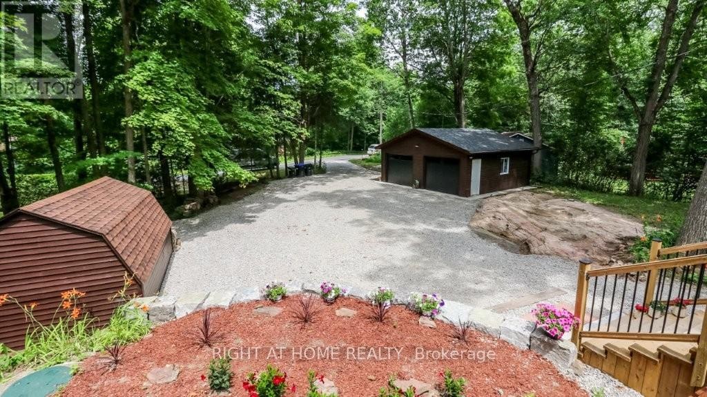 












7459 ISLAND CRESCENT

,
Ramara,




Ontario
L0K2B0

