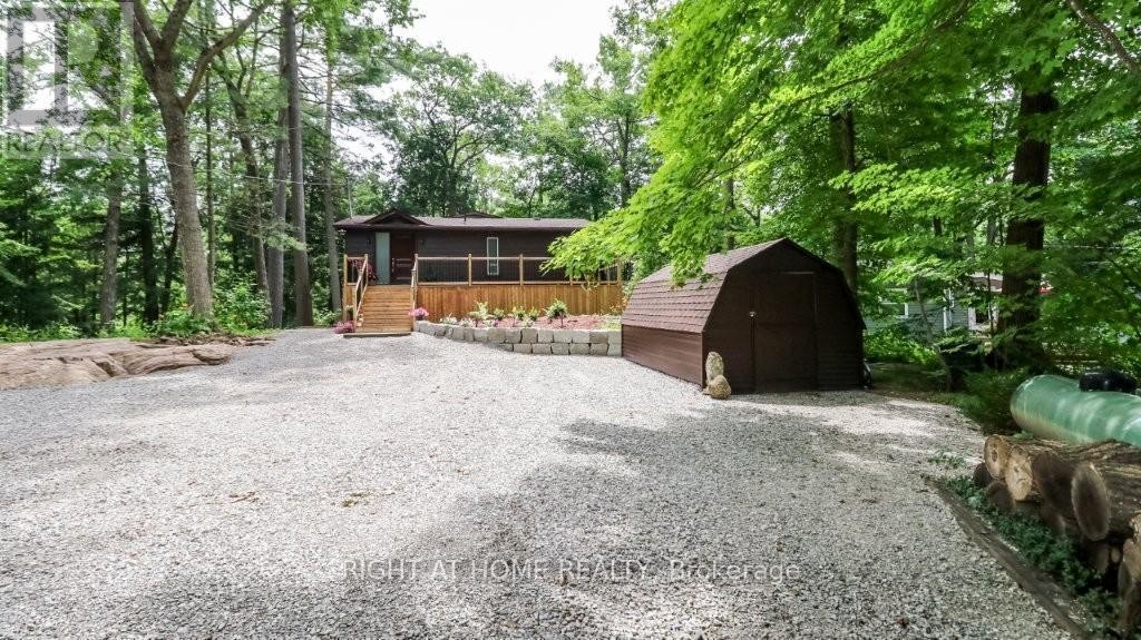












7459 ISLAND CRESCENT

,
Ramara,




Ontario
L0K2B0

