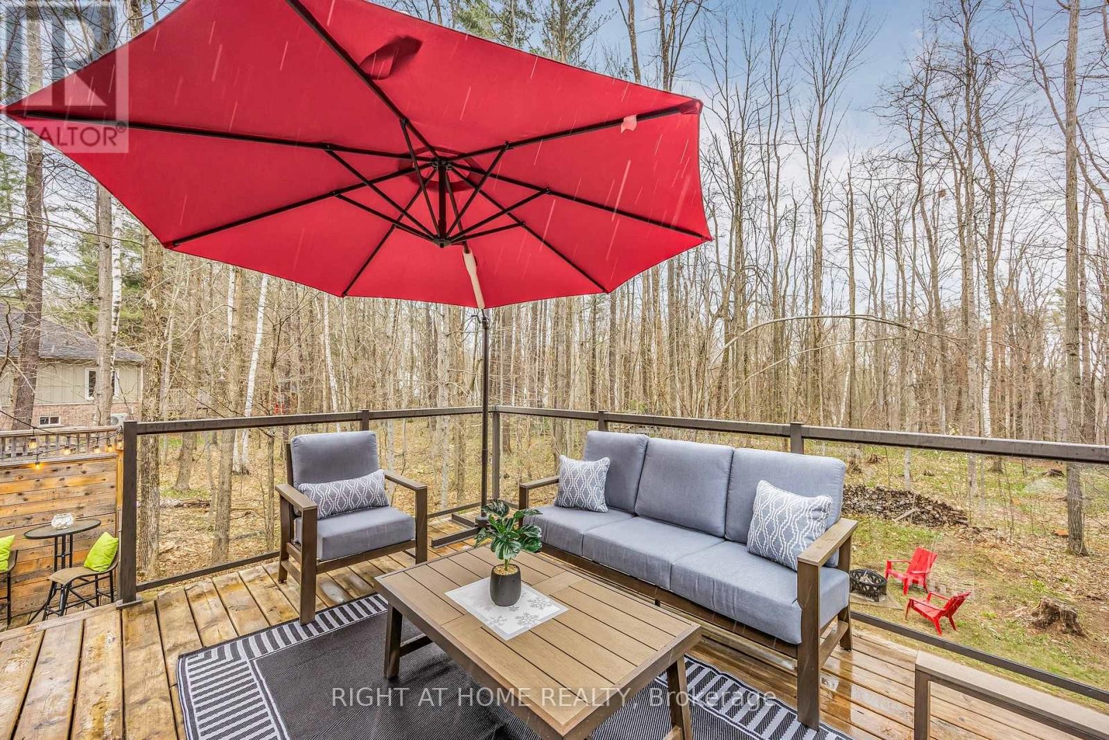 












20 DIAMOND VALLEY DRIVE

,
Oro-Medonte (Sugarbush),




Ontario
L0L2E0

