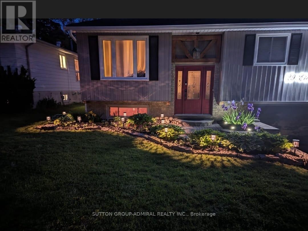 












29 EILEEN DRIVE

,
Barrie (Allandale Heights),




Ontario
L4N4M5

