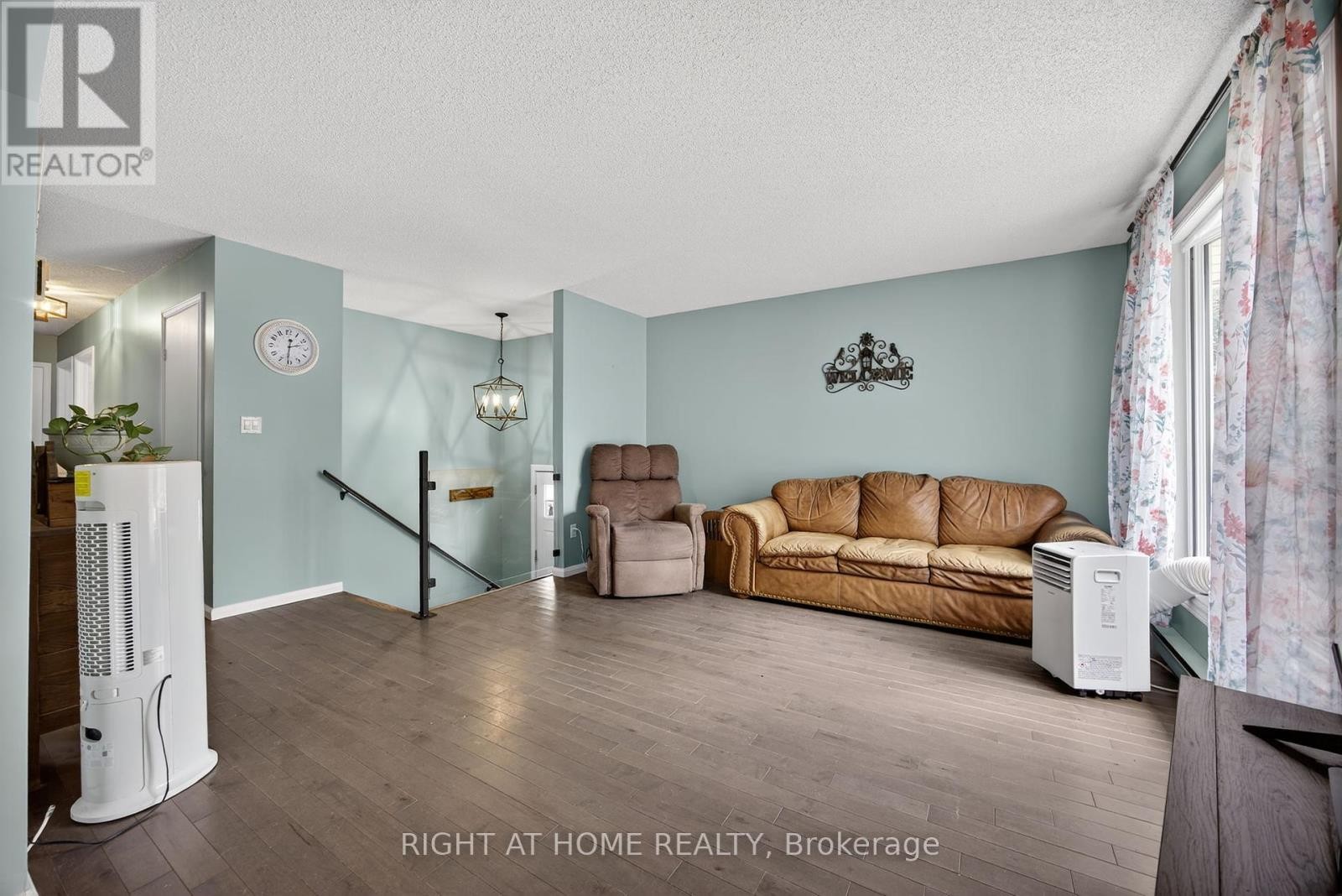 












112 BORLAND STREET E

,
Orillia,




Ontario
L3V2B7

