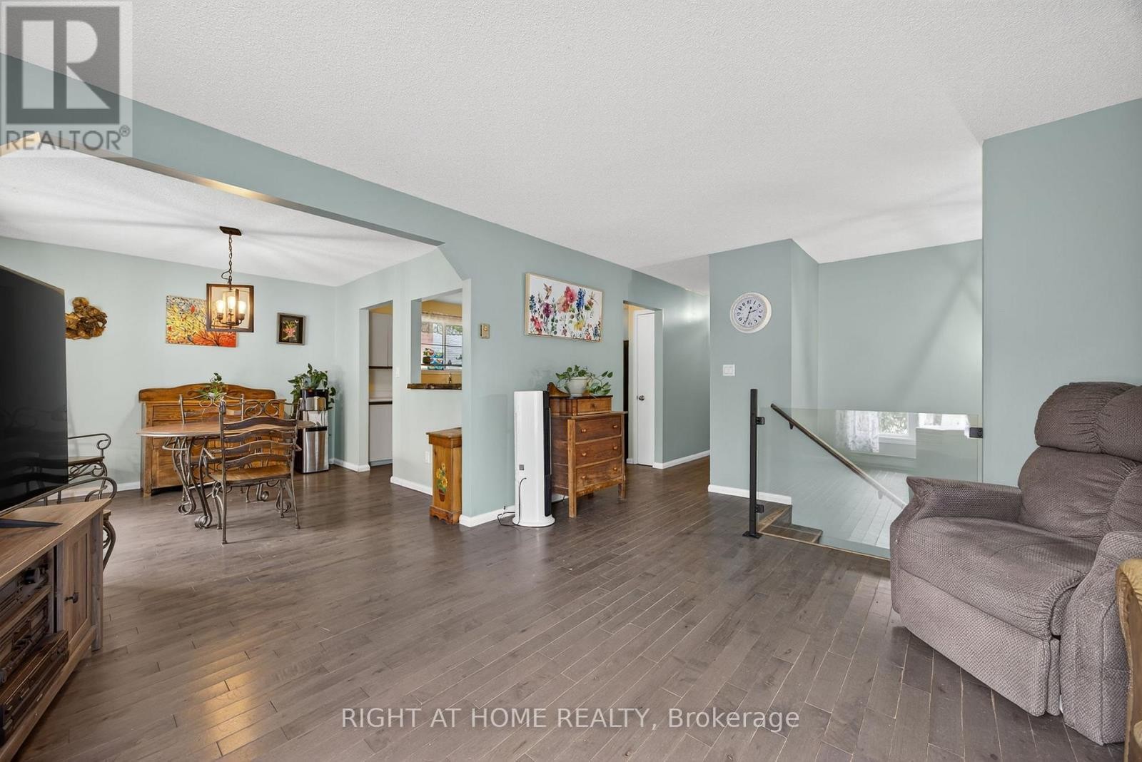 












112 BORLAND STREET E

,
Orillia,




Ontario
L3V2B7

