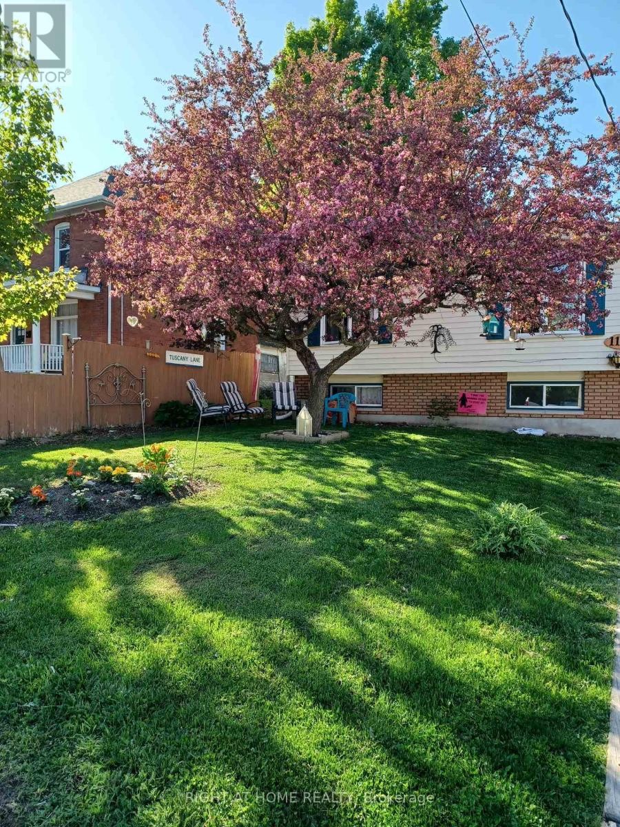 












112 BORLAND STREET E

,
Orillia,




Ontario
L3V2B7

