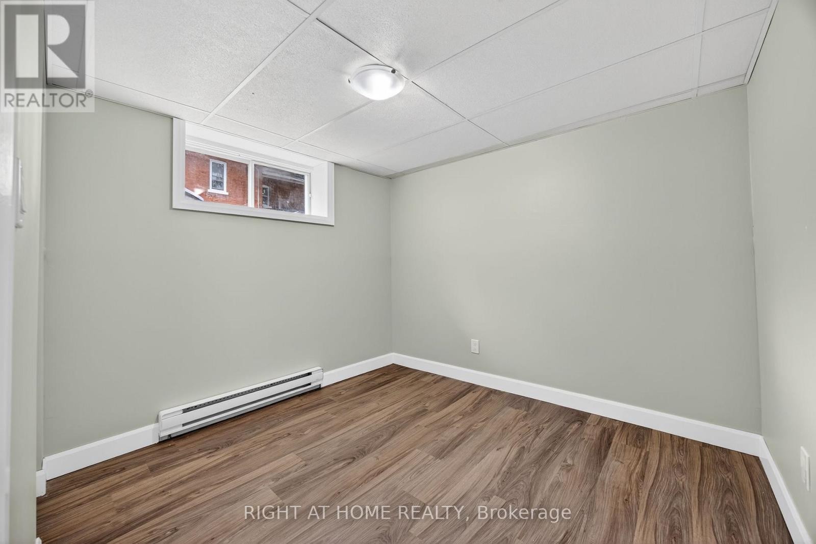 












112 BORLAND STREET E

,
Orillia,




Ontario
L3V2B7


