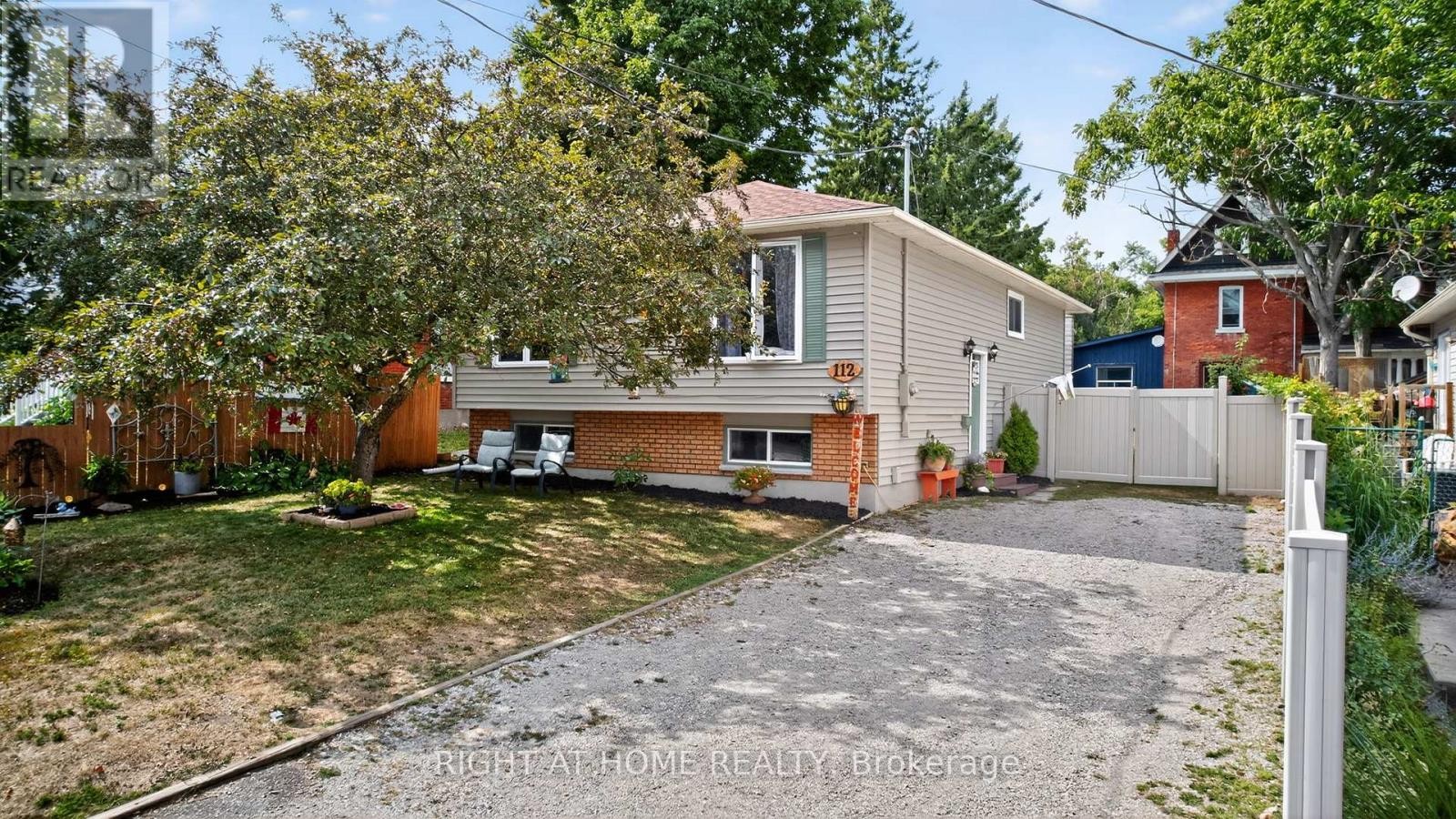 












112 BORLAND STREET E

,
Orillia,




Ontario
L3V2B7

