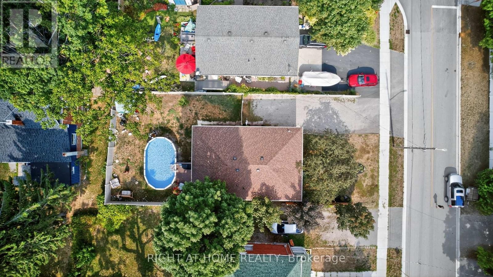 












112 BORLAND STREET E

,
Orillia,




Ontario
L3V2B7

