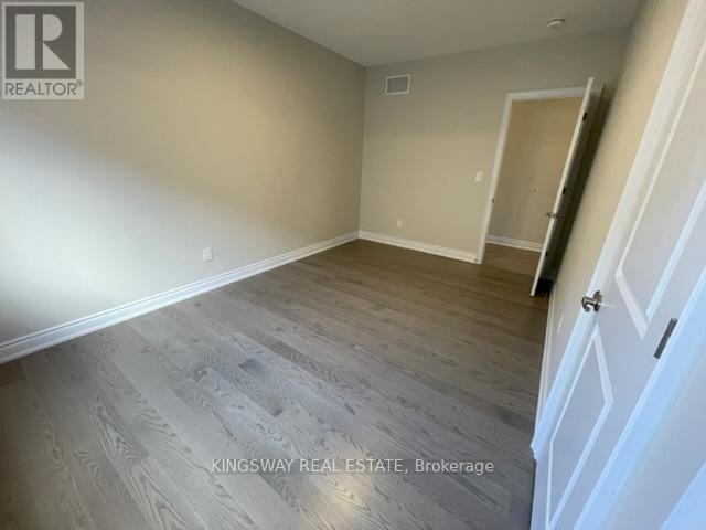 












76 BEARBERRY ROAD

,
Springwater (Minesing),




Ontario
L0L1Y3

