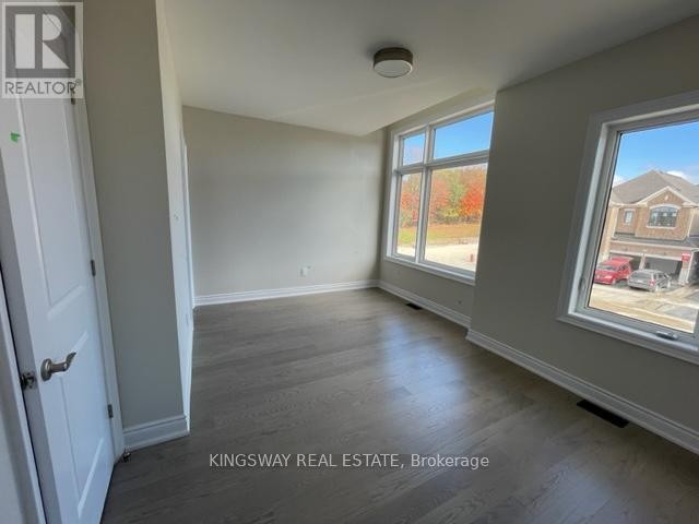 












76 BEARBERRY ROAD

,
Springwater (Minesing),




Ontario
L0L1Y3

