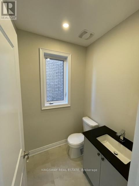 












76 BEARBERRY ROAD

,
Springwater (Minesing),




Ontario
L0L1Y3

