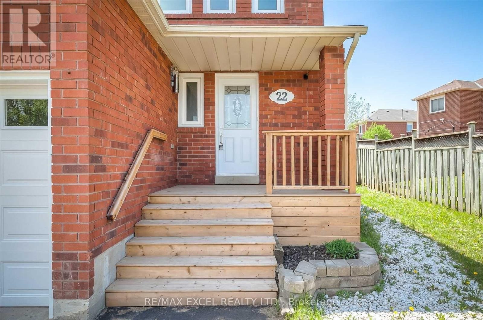 












22 WEATHERUP CRESCENT

,
Barrie (West Bayfield),




Ontario
L4N7J6

