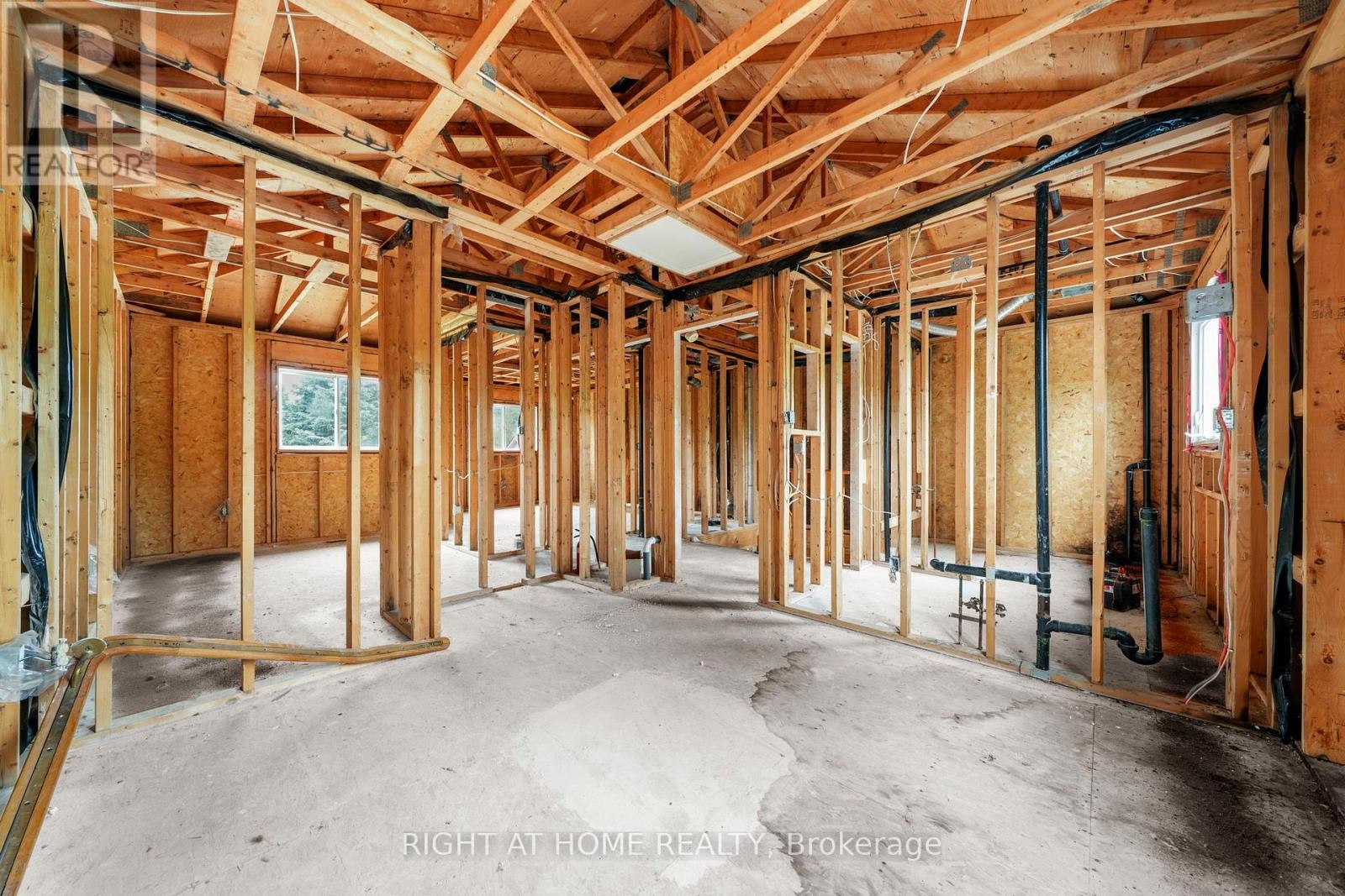 












14 BARRE DRIVE

,
Barrie (Painswick North),




Ontario
L4N7N6

