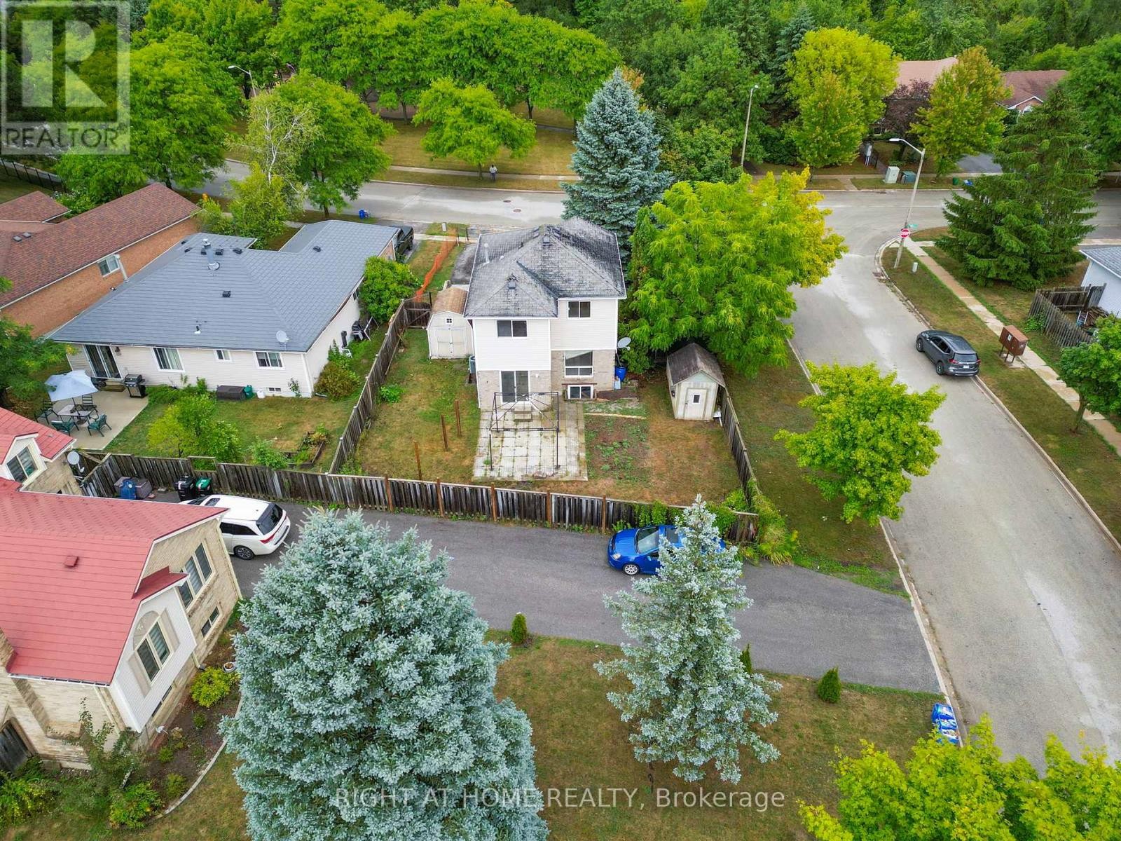 












14 BARRE DRIVE

,
Barrie (Painswick North),




Ontario
L4N7N6

