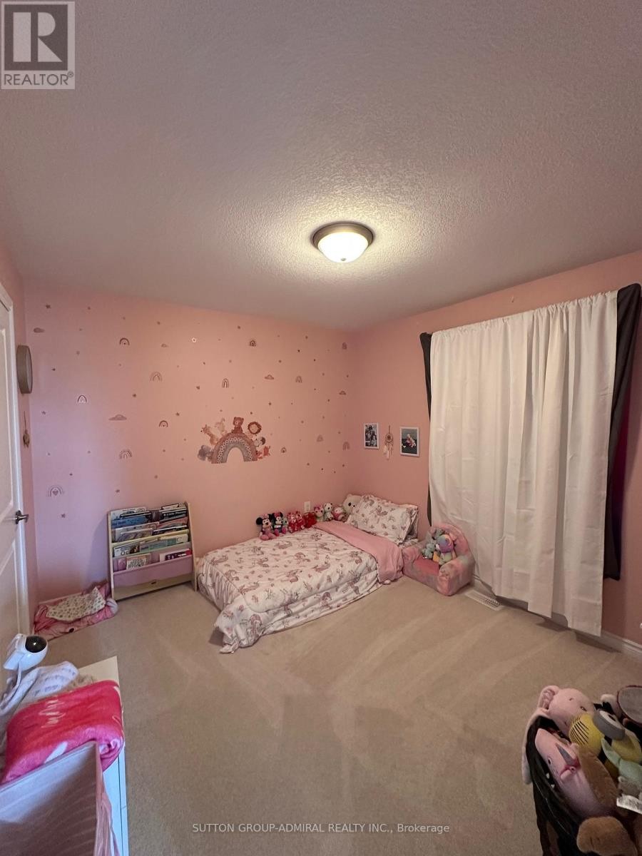 












39 ATLANTIS DRIVE

,
Orillia,




Ontario
L3V8L4

