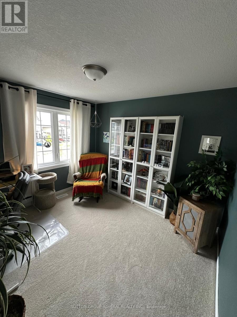 












39 ATLANTIS DRIVE

,
Orillia,




Ontario
L3V8L4

