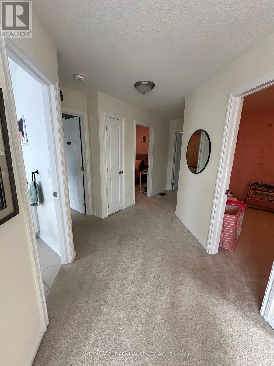 












39 ATLANTIS DRIVE

,
Orillia,




Ontario
L3V8L4

