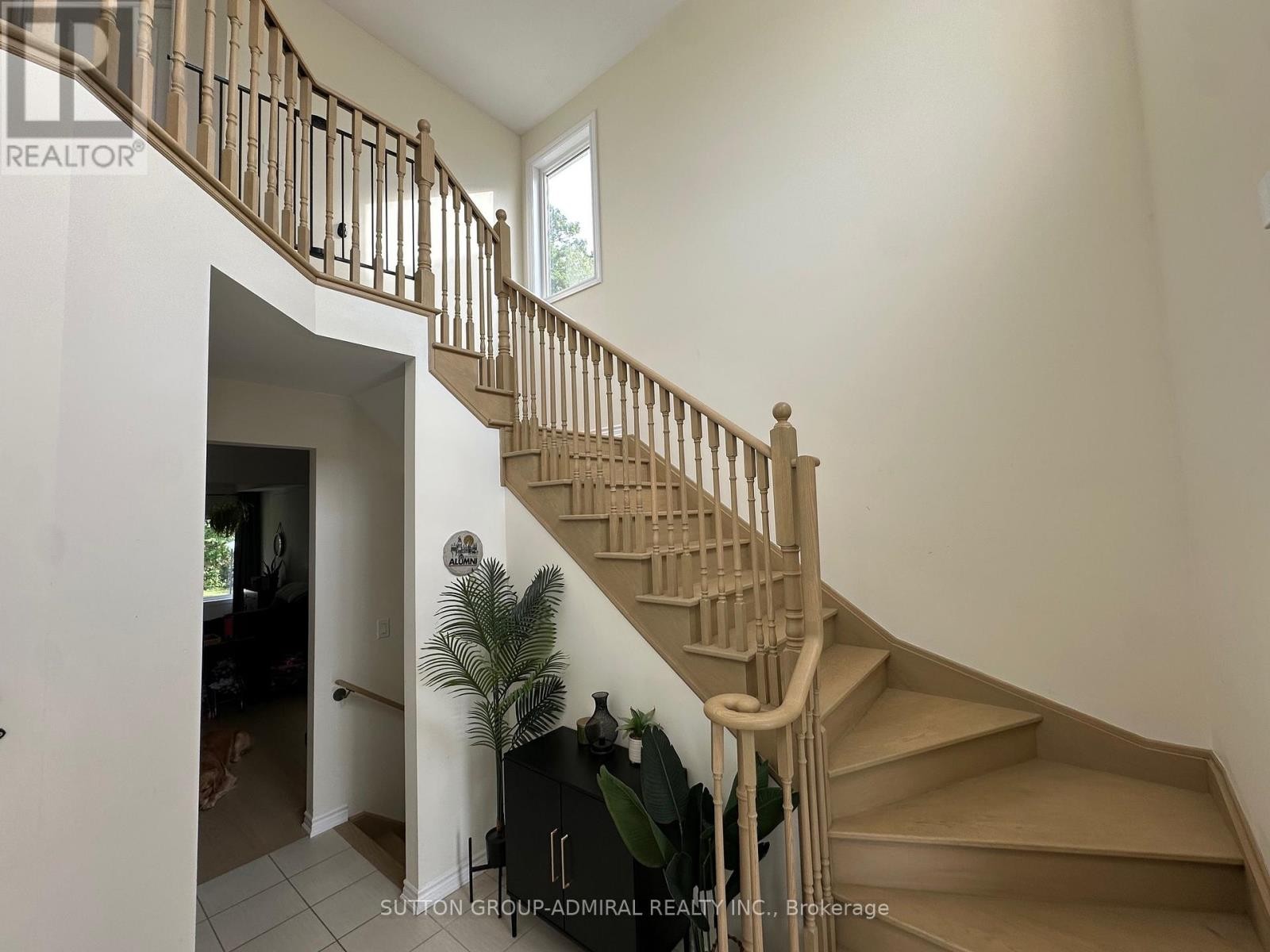 












39 ATLANTIS DRIVE

,
Orillia,




Ontario
L3V8L4

