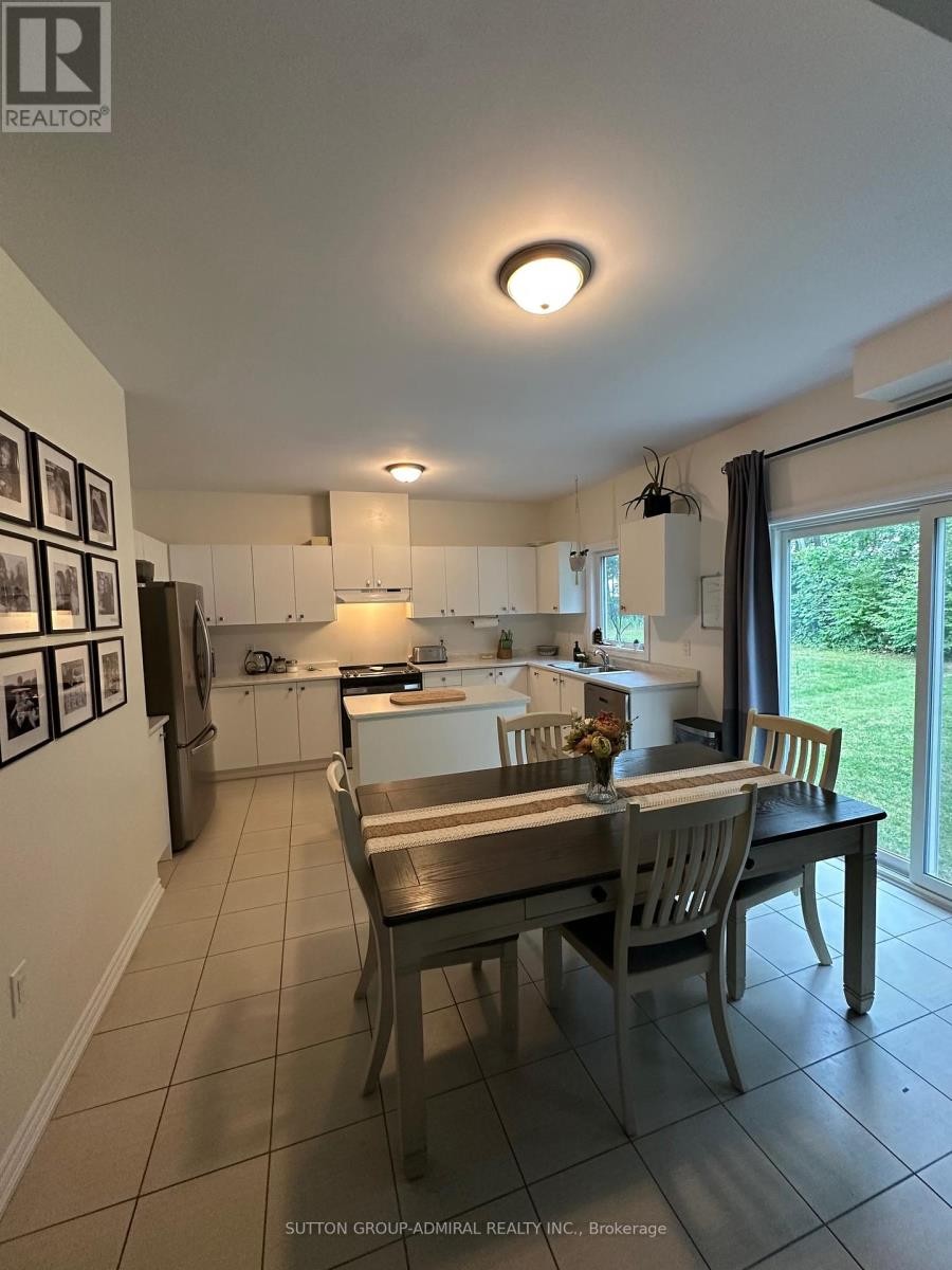 












39 ATLANTIS DRIVE

,
Orillia,




Ontario
L3V8L4

