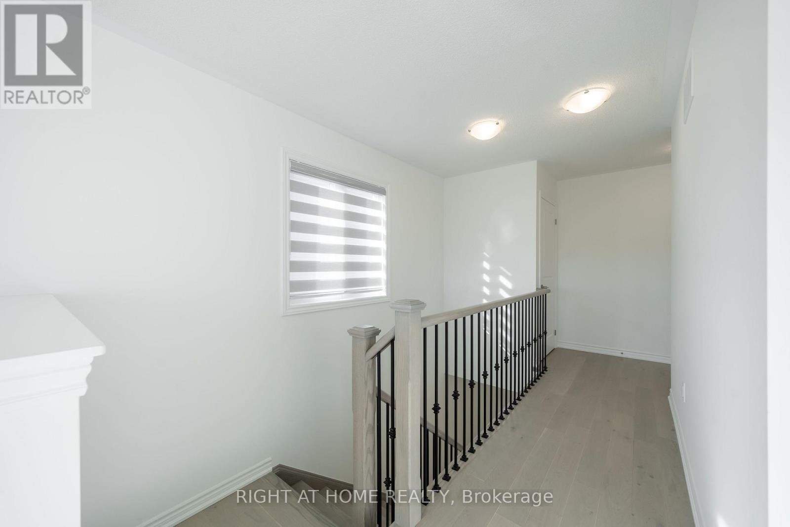 












26 WEST OAK TRAIL

,
Barrie,




Ontario
L9S2Z4

