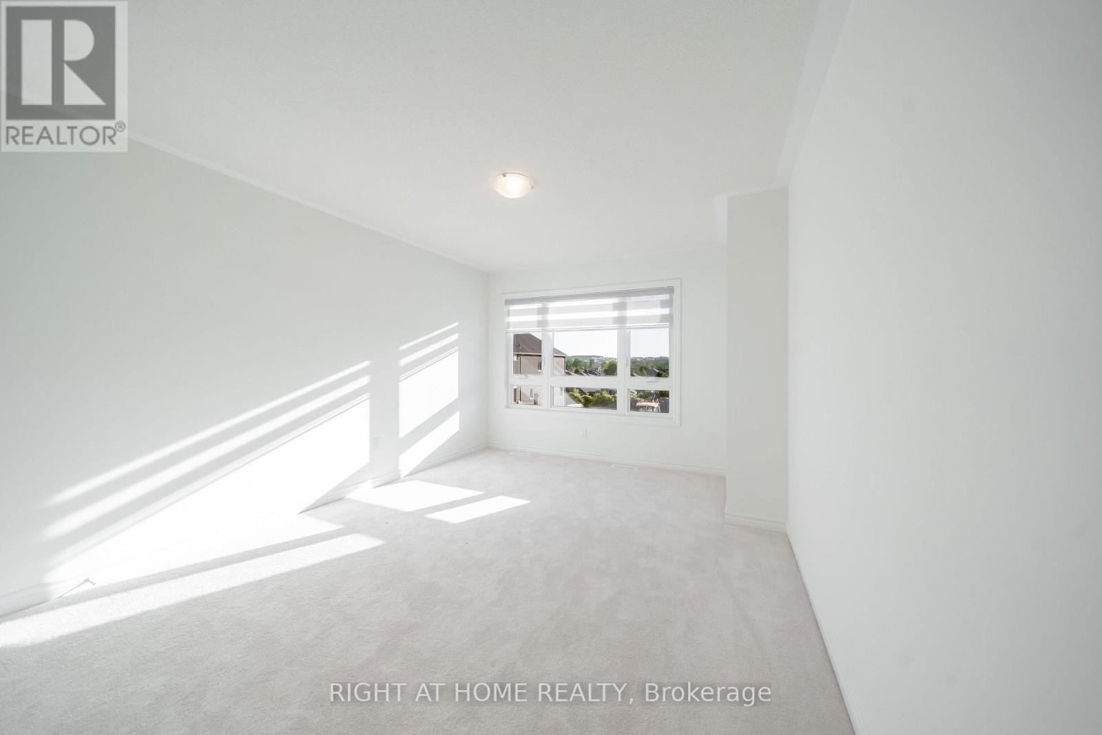 












26 WEST OAK TRAIL

,
Barrie,




Ontario
L9S2Z4

