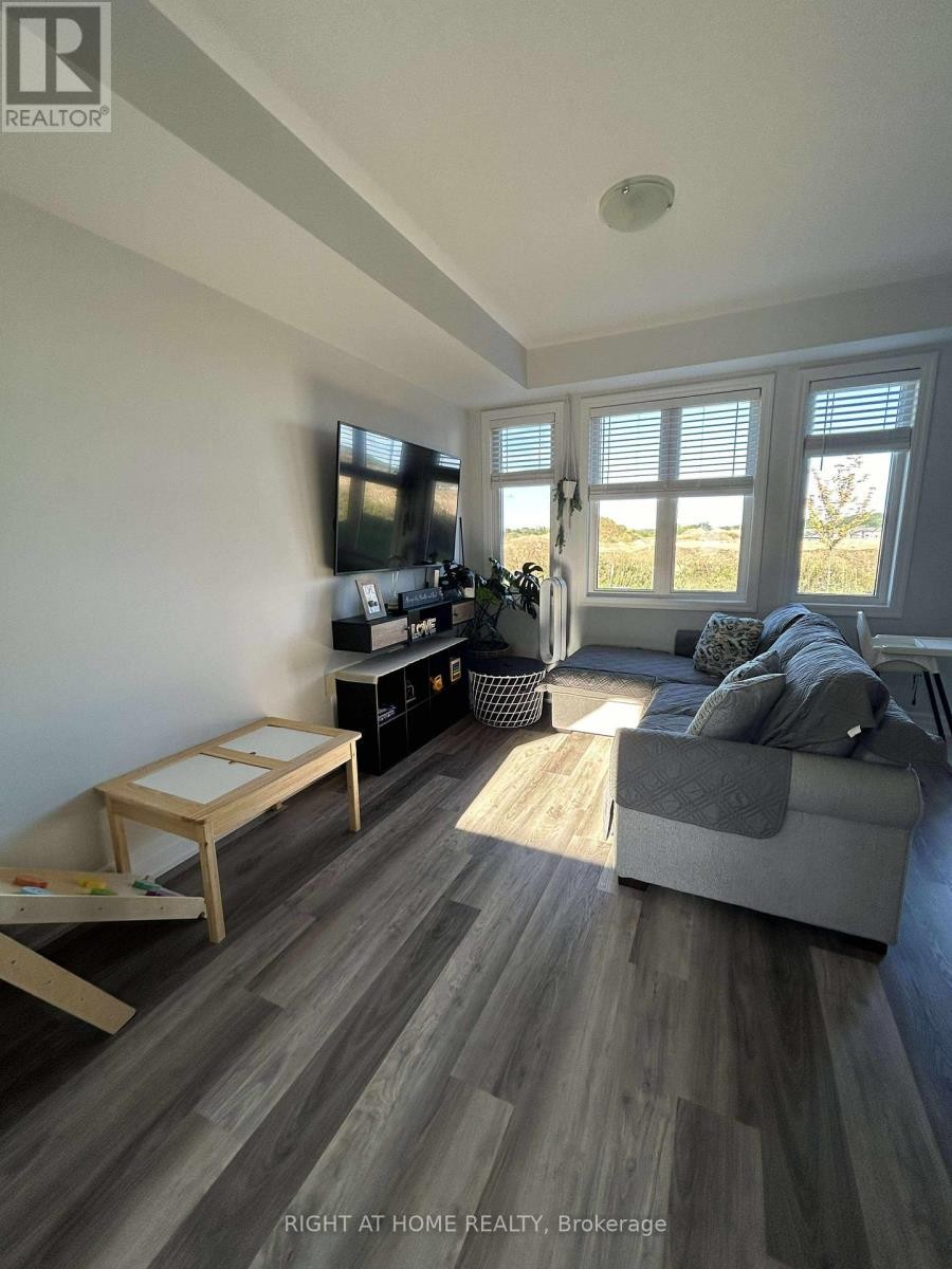












129 UNION BOULEVARD

,
Wasaga Beach,




Ontario
L9Z0P1

