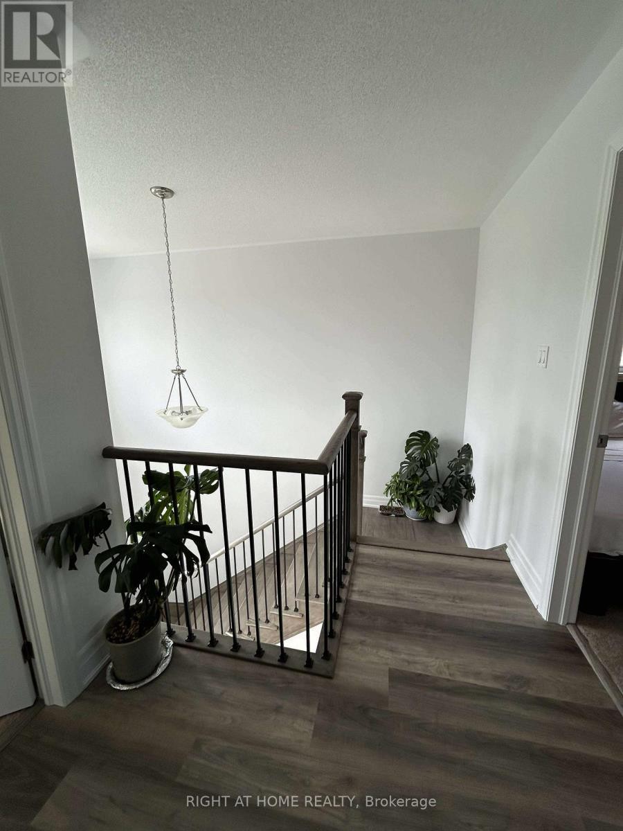 












129 UNION BOULEVARD

,
Wasaga Beach,




Ontario
L9Z0P1

