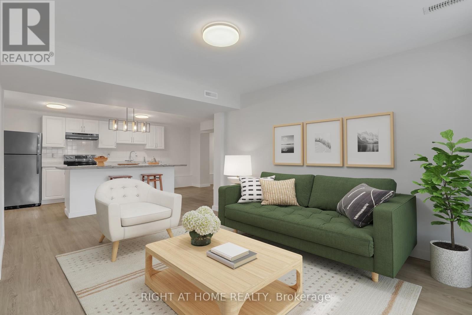 












192 EDGEHILL (LOWER) DRIVE

,
Barrie (Letitia Heights),




Ontario
L4N1M1


