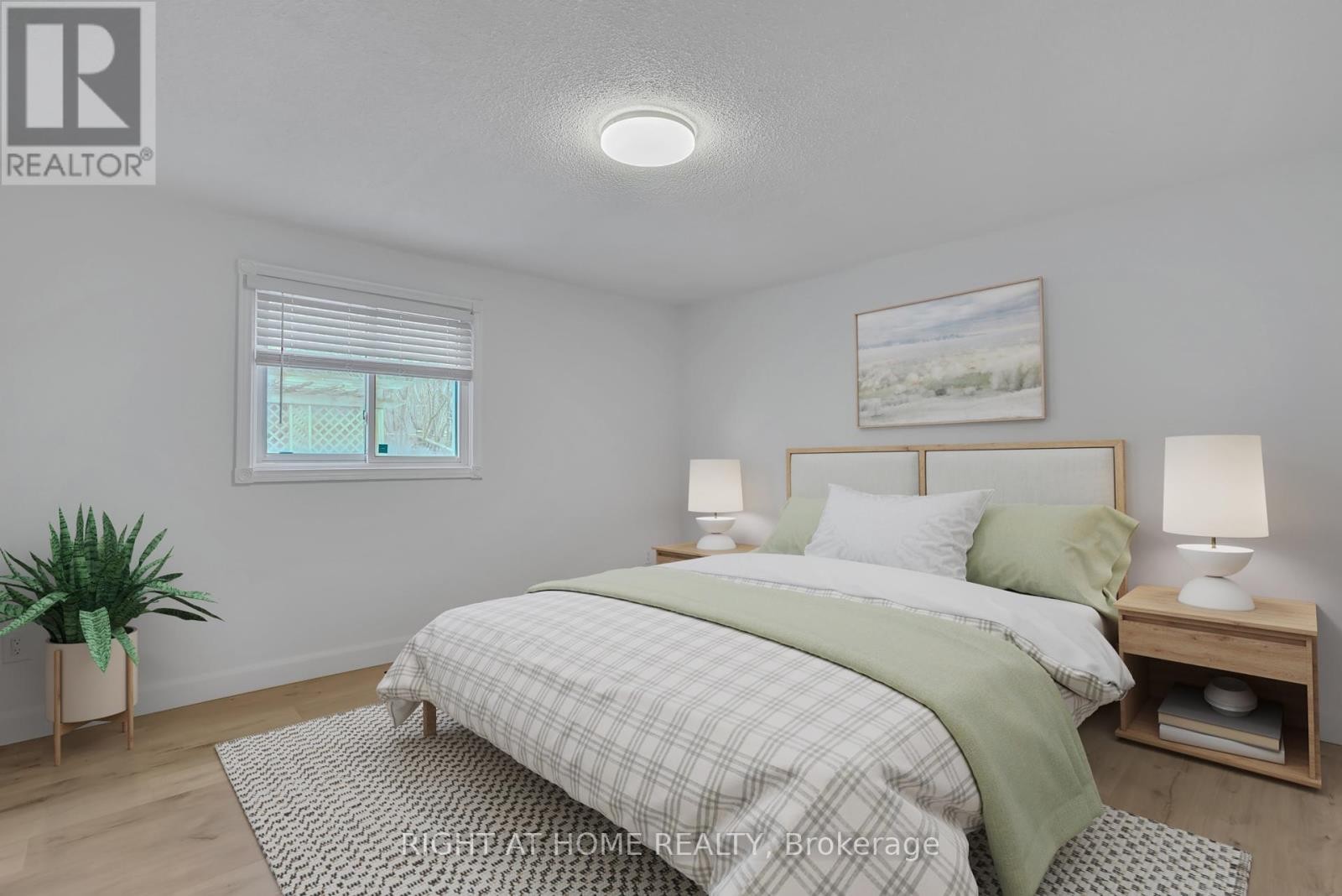 












192 EDGEHILL (UPPER) DRIVE

,
Barrie (Letitia Heights),




Ontario
L4N1M1

