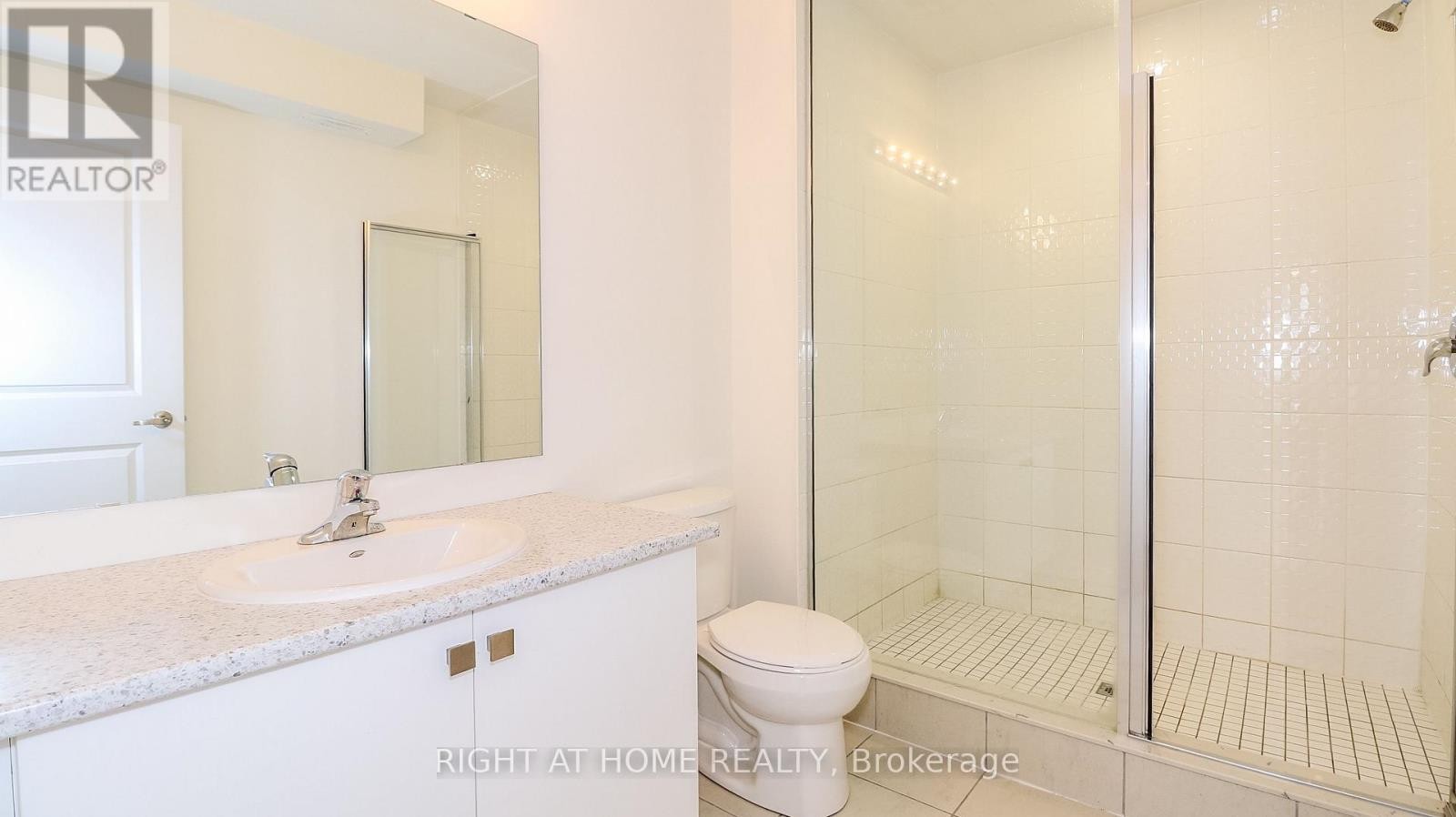 












1 - 12 BANNISTER ROAD

,
Barrie,




Ontario
L9J0L4

