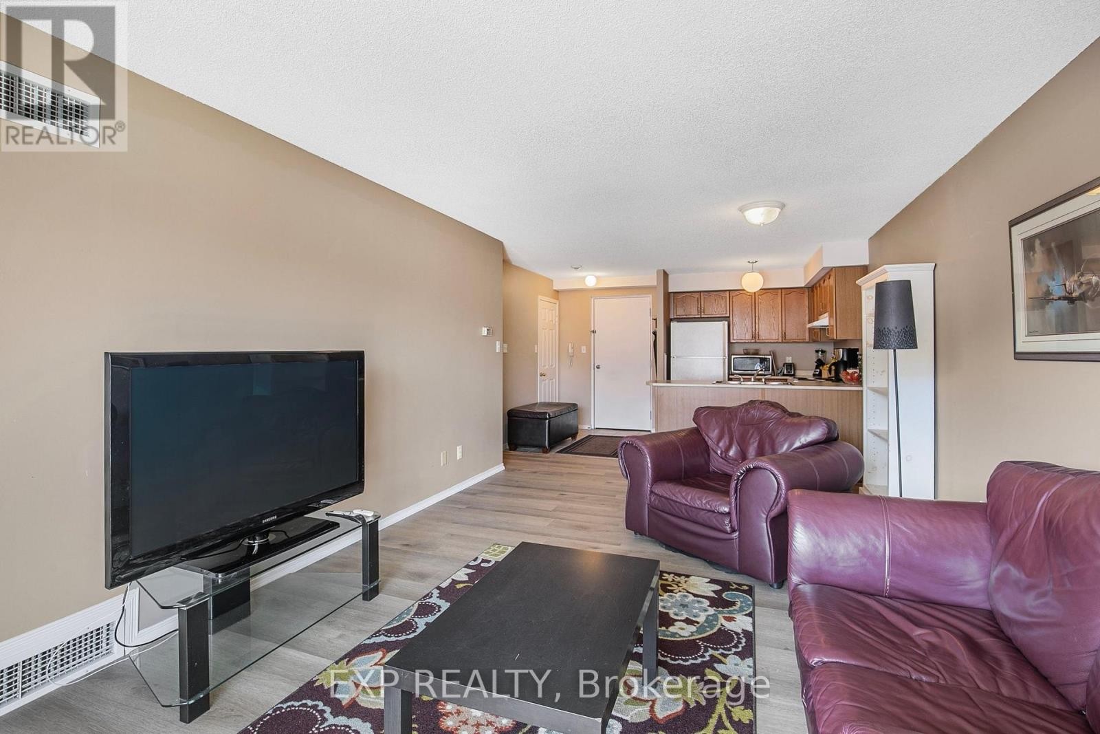 












303 - 107 BOND STREET

,
Orillia,




Ontario
L3V1J7

