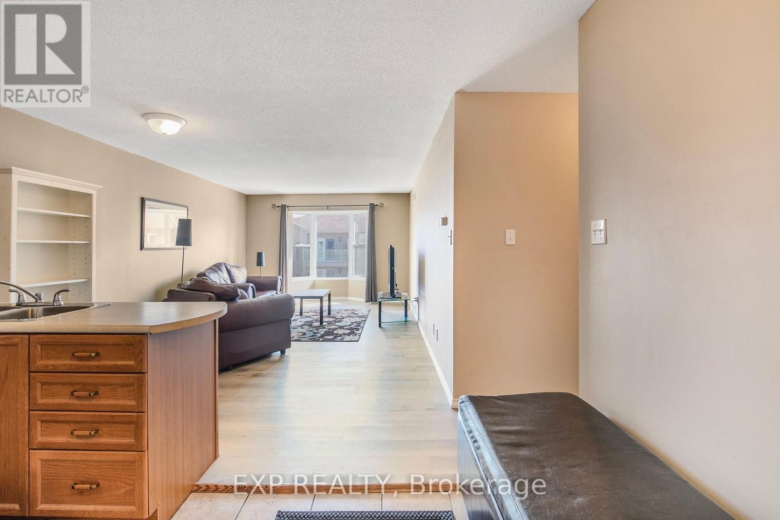 












303 - 107 BOND STREET

,
Orillia,




Ontario
L3V1J7

