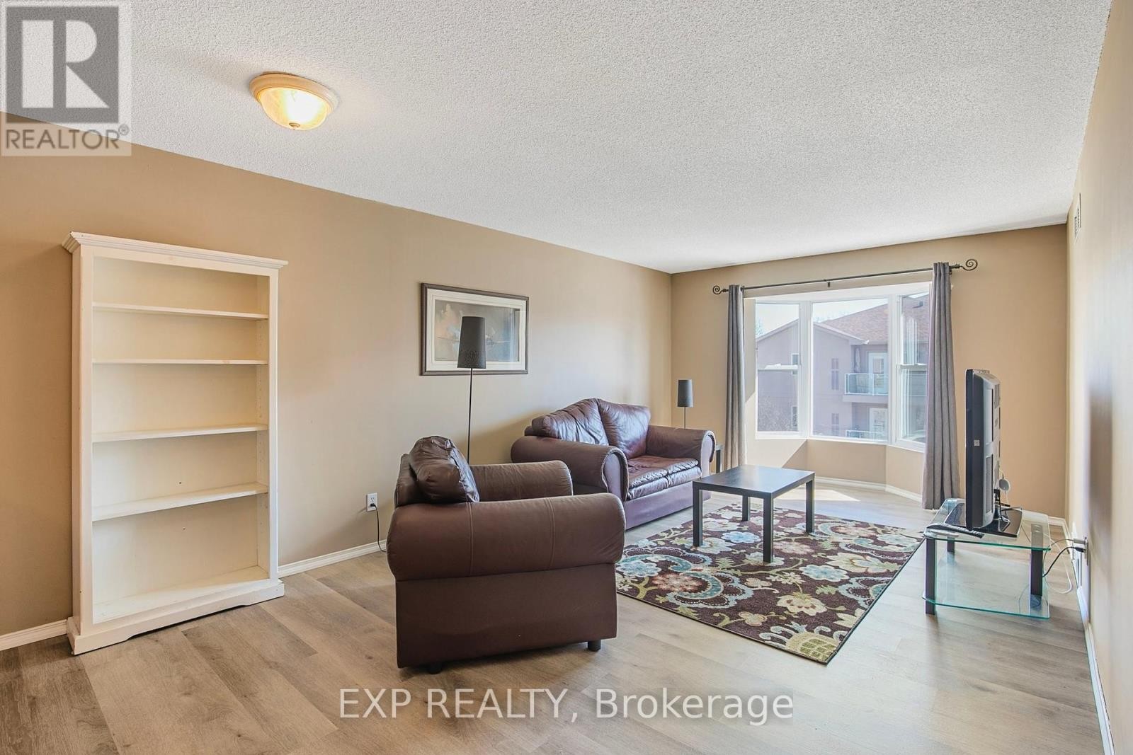












303 - 107 BOND STREET

,
Orillia,




Ontario
L3V1J7

