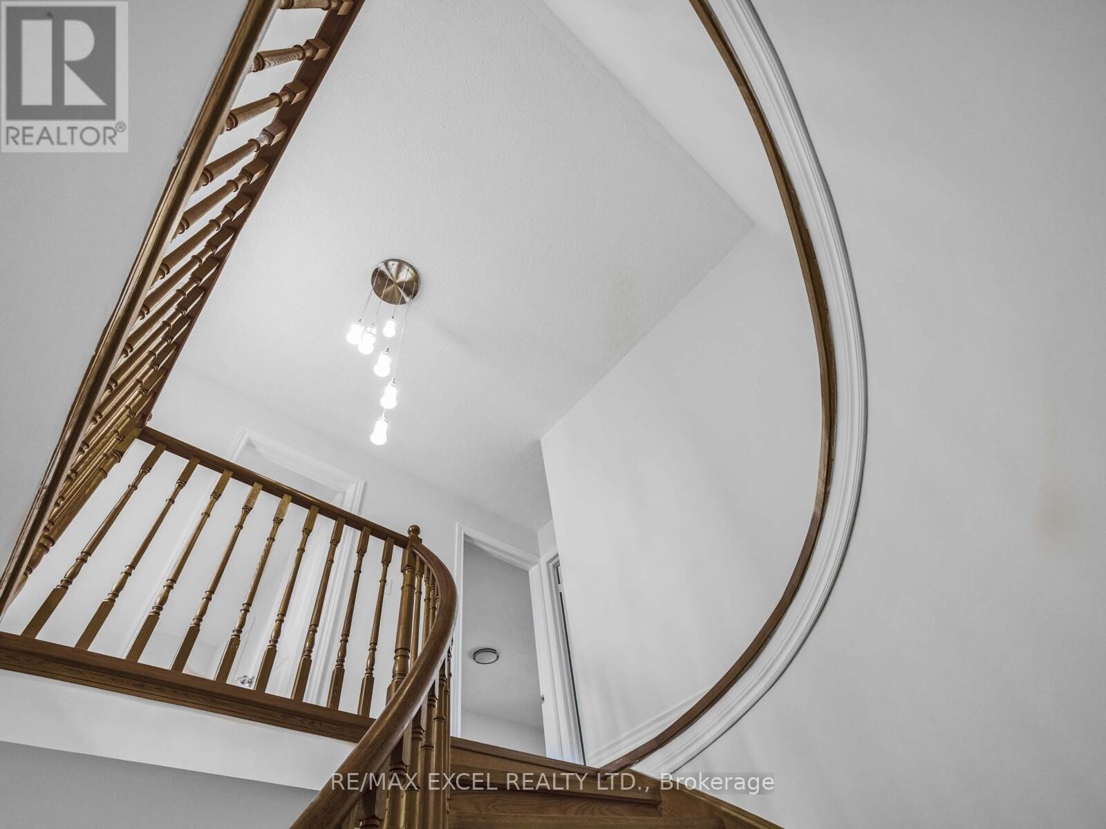 












25 GOLDEN MEADOW ROAD

,
Barrie (Bayshore),




Ontario
L4N7E6

