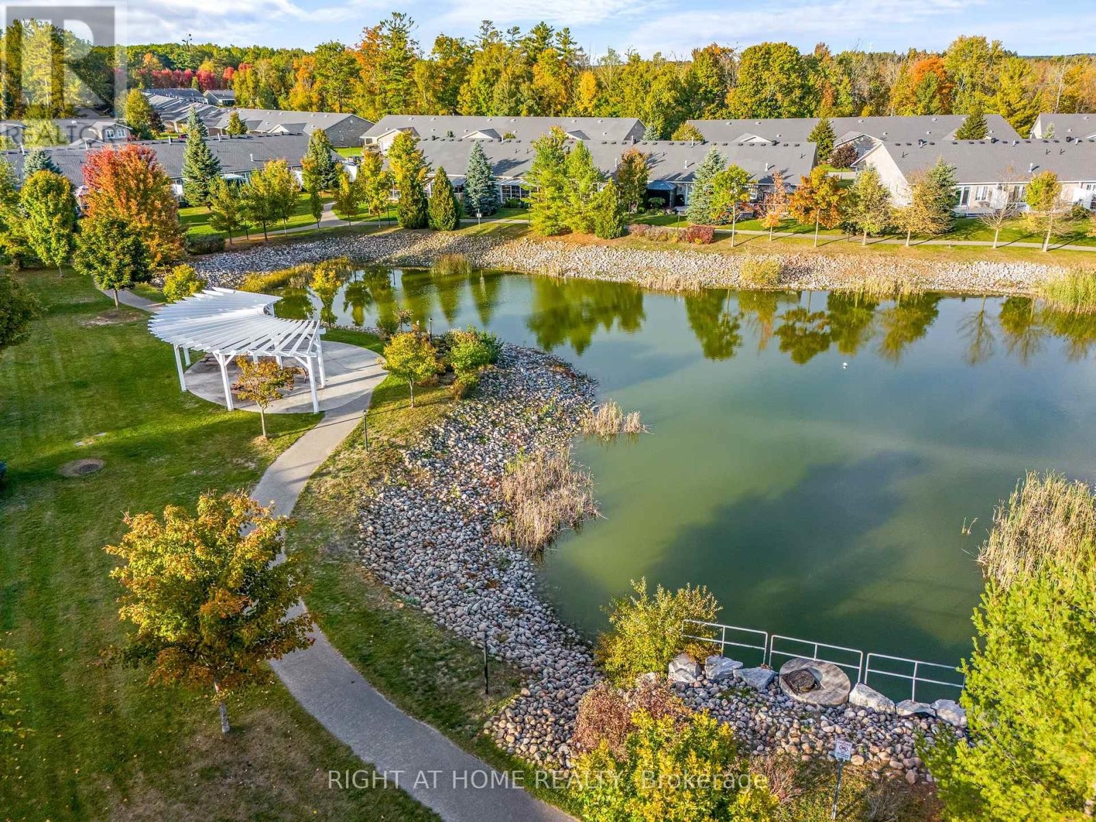 












3 CARRUTHERS STREET S

,
Wasaga Beach,




Ontario
L9Z1K2

