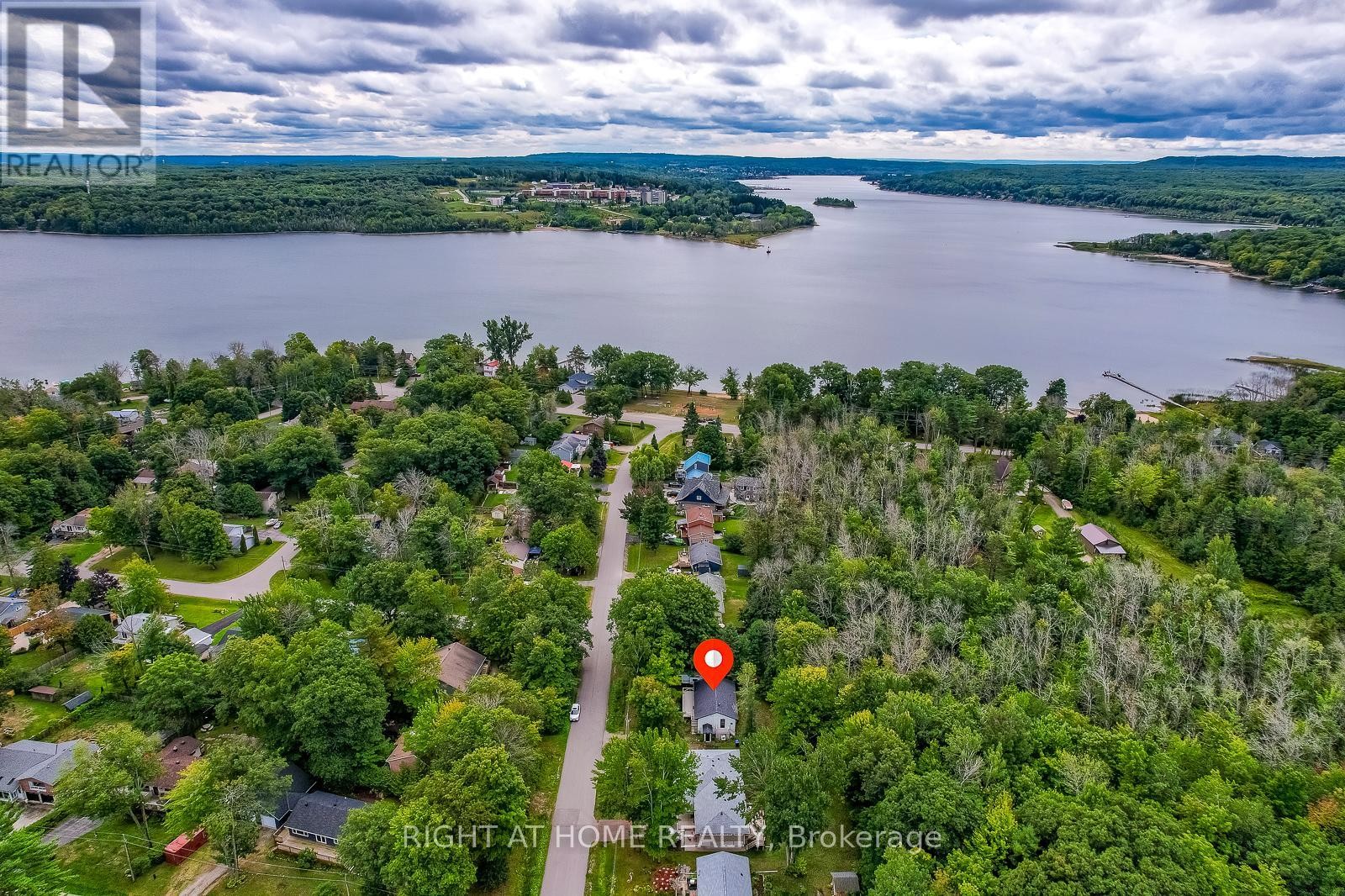 












29 NIDA DRIVE

,
Tiny,




Ontario
L9M0B3

