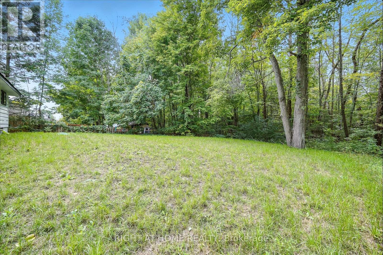 












29 NIDA DRIVE

,
Tiny,




Ontario
L9M0B3

