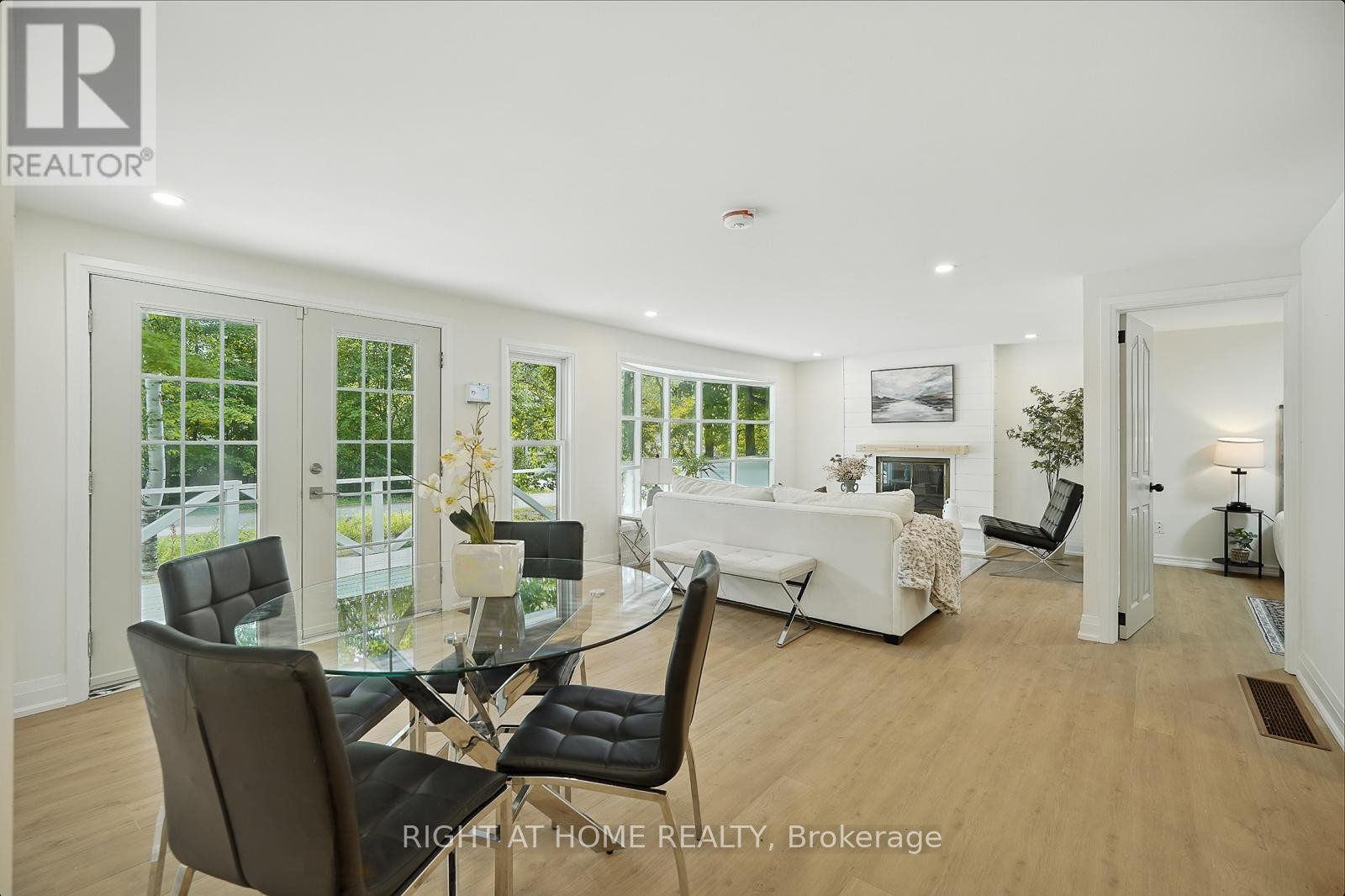 












29 NIDA DRIVE

,
Tiny,




Ontario
L9M0B3

