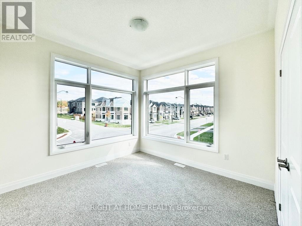 












UPPER - 70 BEARBERRY ROAD

,
Springwater (Midhurst),




Ontario
L9X2E1

