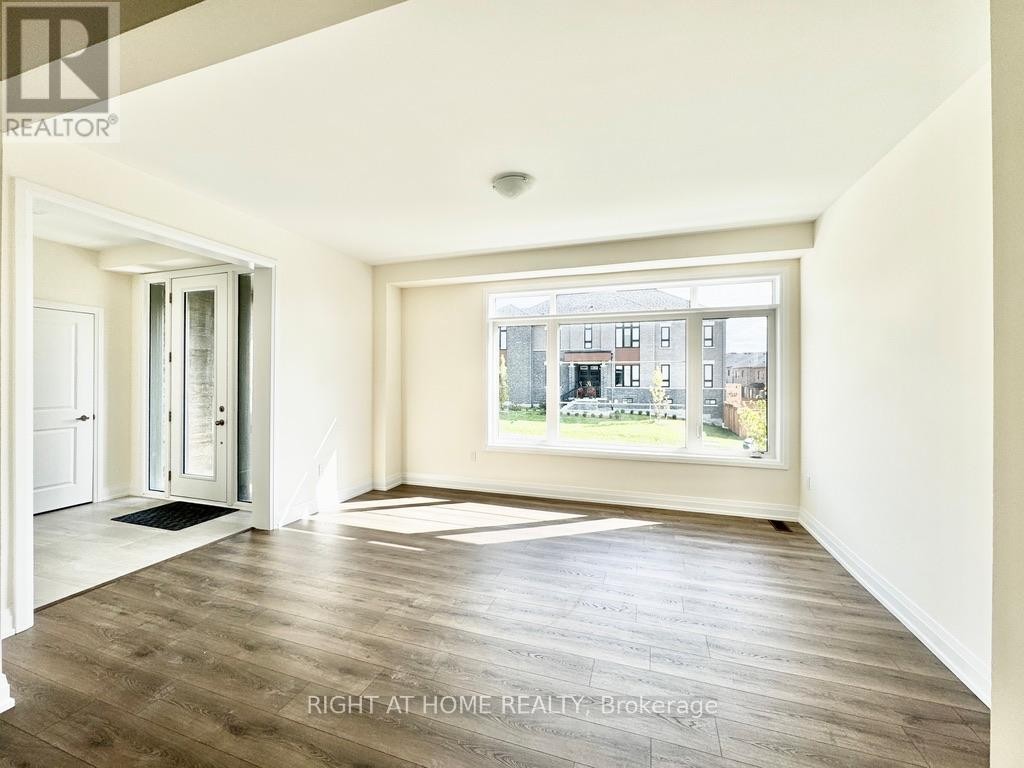 












UPPER - 70 BEARBERRY ROAD

,
Springwater (Midhurst),




Ontario
L9X2E1

