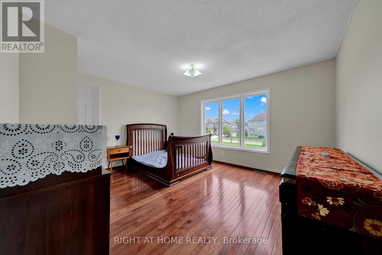 












138 45TH STREET N

,
Wasaga Beach,




Ontario
L9Z1Z2

