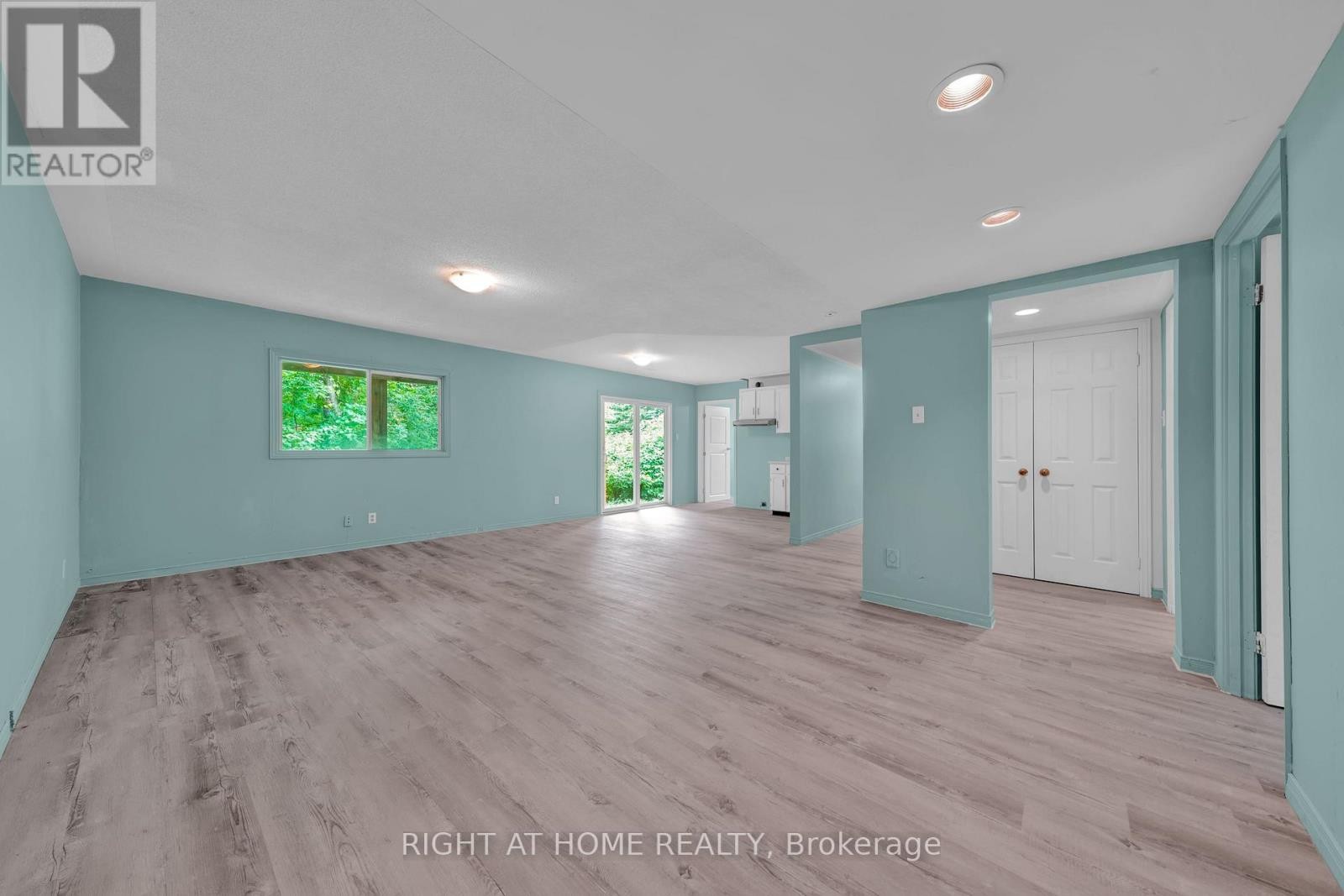 












138 45TH STREET N

,
Wasaga Beach,




Ontario
L9Z1Z2

