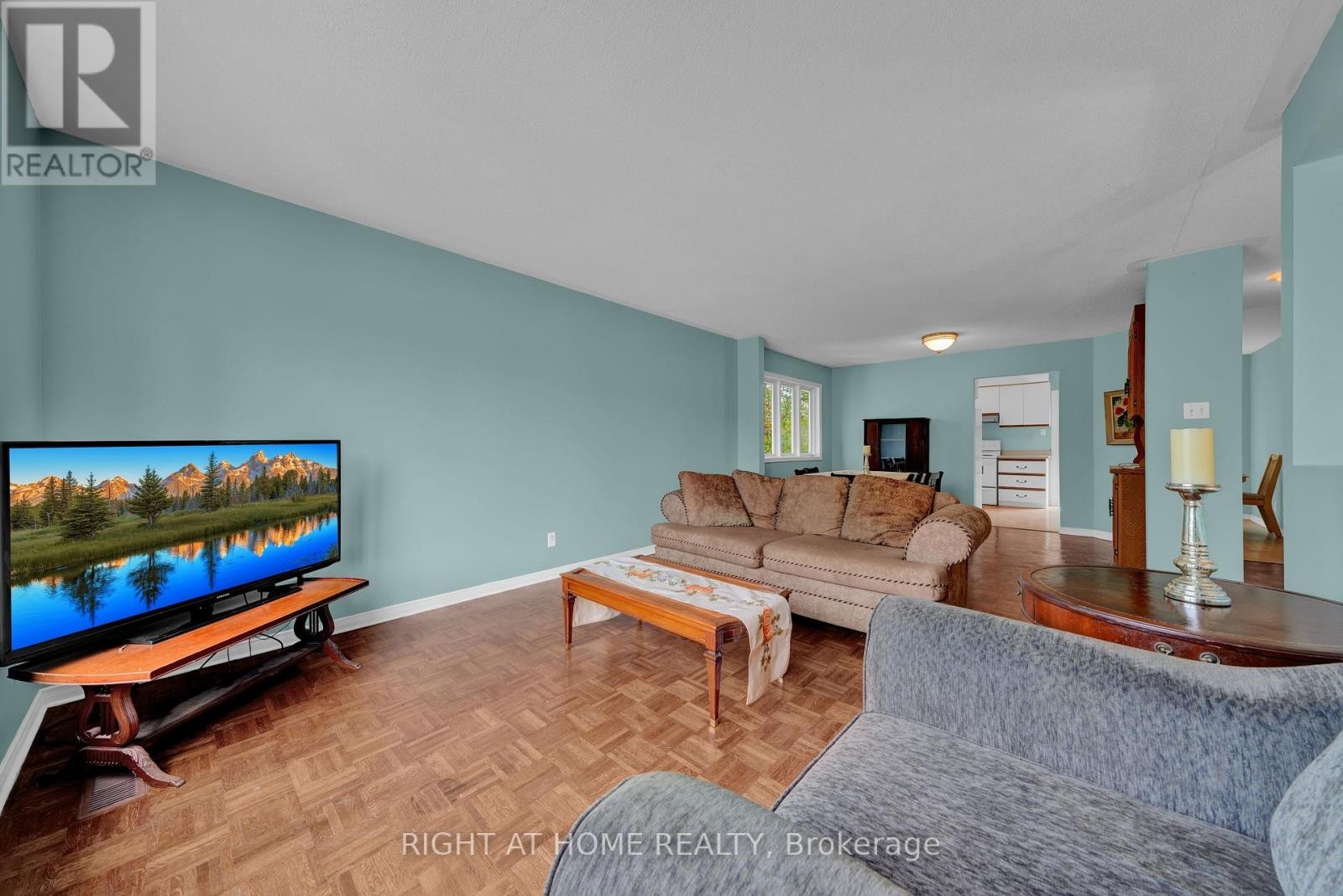 












138 45TH STREET N

,
Wasaga Beach,




Ontario
L9Z1Z2

