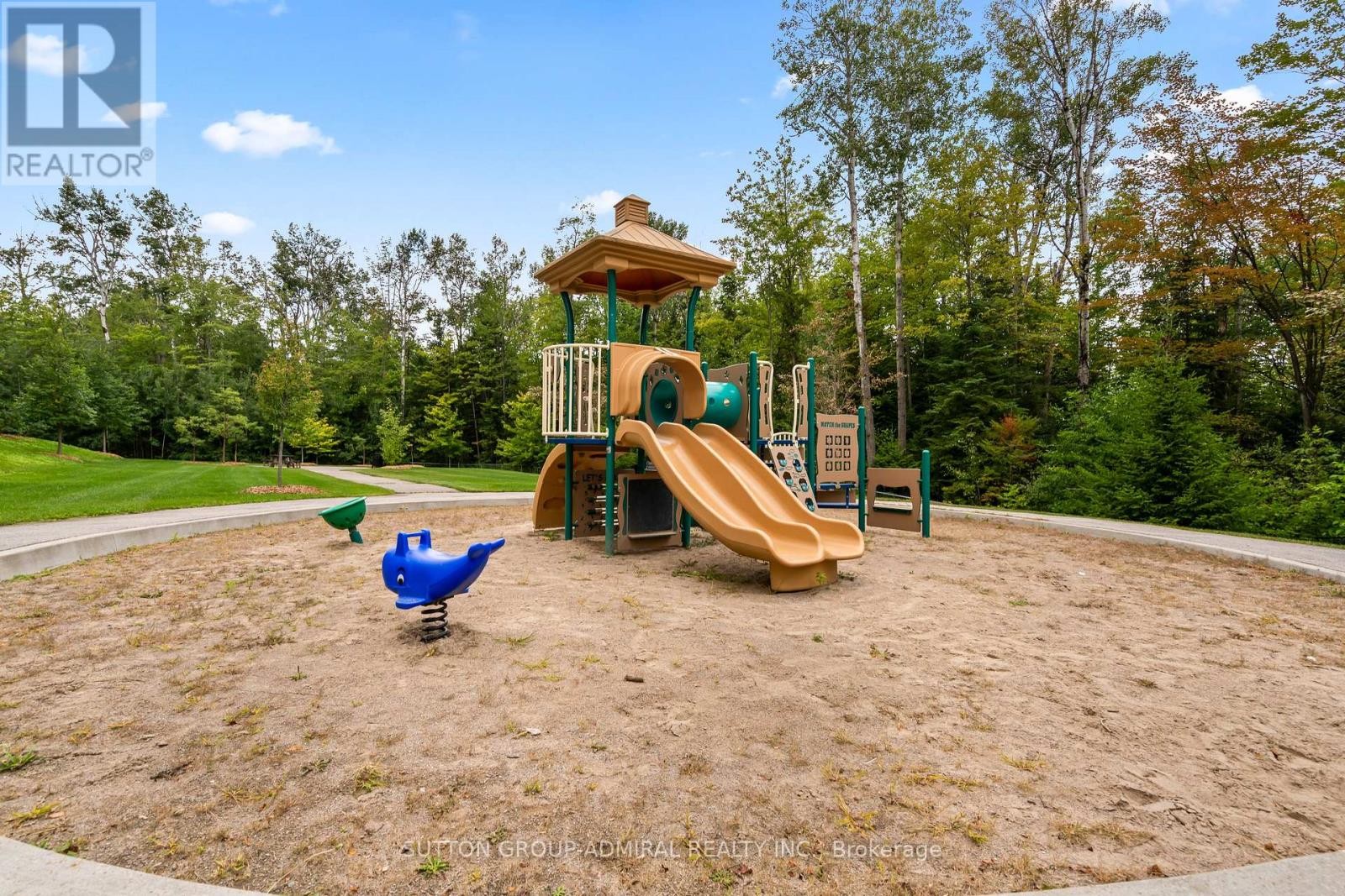 












303 - 7 GREENWICH STREET

,
Barrie (Ardagh),




Ontario
L4N7Y8

