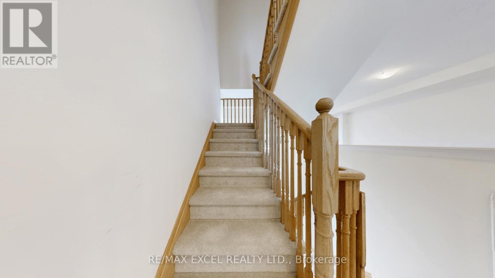 












84 SANDHILL CRANE DRIVE

,
Wasaga Beach,




Ontario
L9Z0K4

