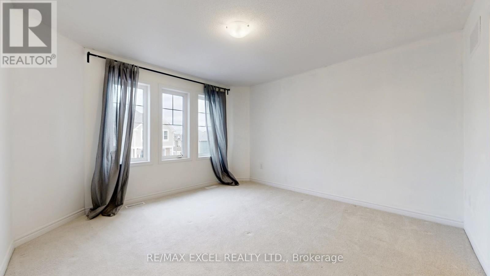 












84 SANDHILL CRANE DRIVE

,
Wasaga Beach,




Ontario
L9Z0K4

