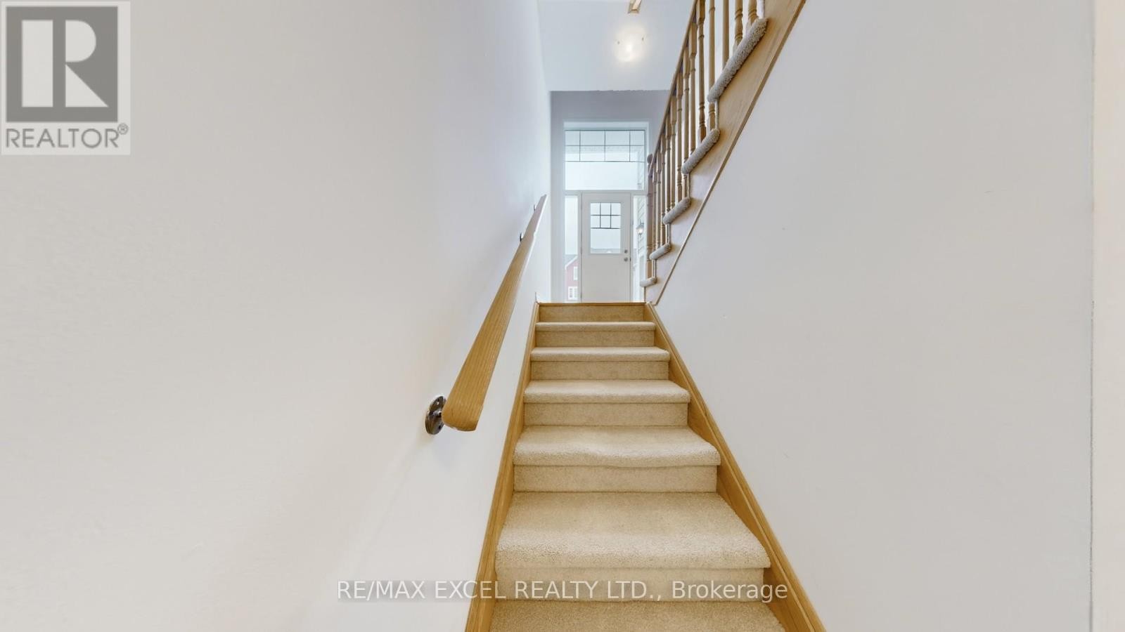 












84 SANDHILL CRANE DRIVE

,
Wasaga Beach,




Ontario
L9Z0K4

