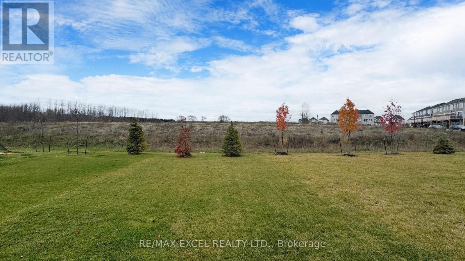 












84 SANDHILL CRANE DRIVE

,
Wasaga Beach,




Ontario
L9Z0K4

