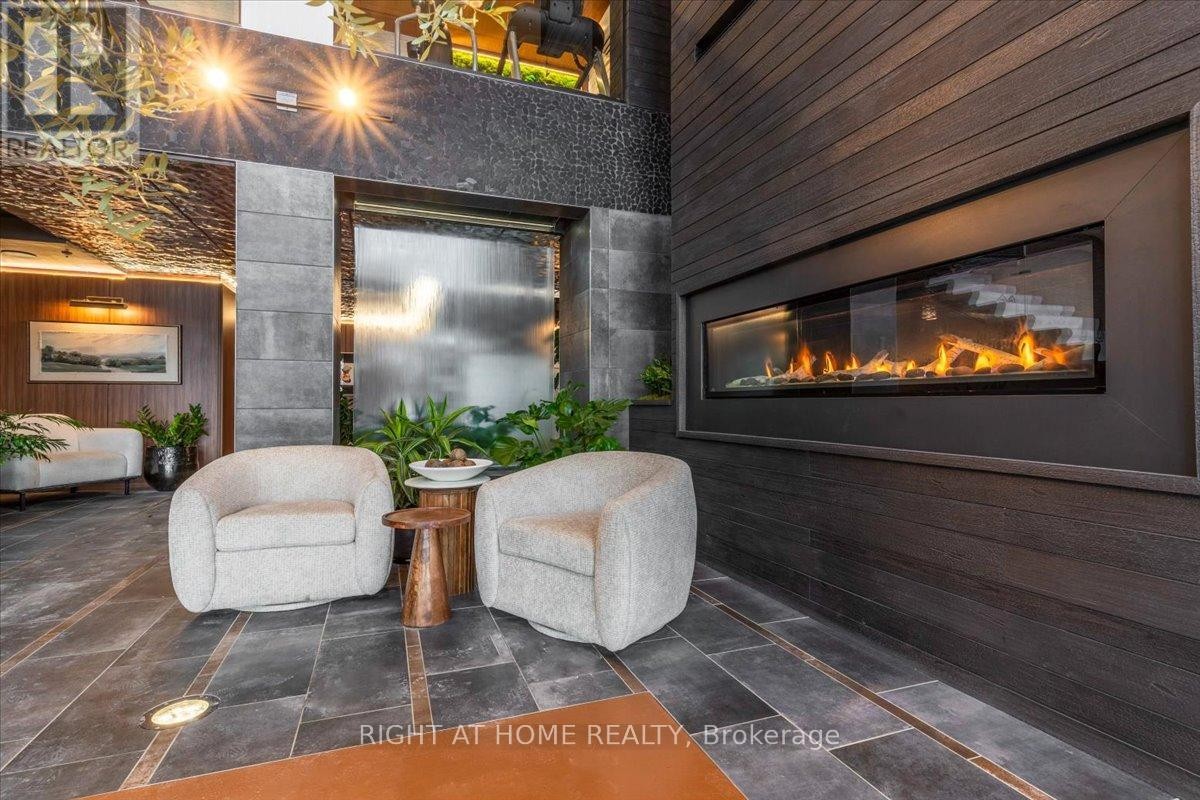 












302 - 15 KNEESHAW DRIVE S

,
Barrie,




Ontario
L9J0X9

