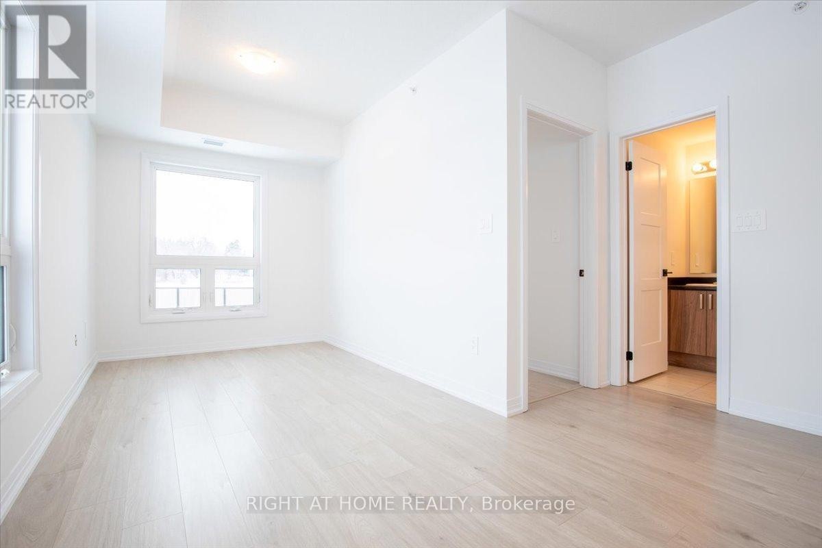 












302 - 15 KNEESHAW DRIVE S

,
Barrie,




Ontario
L9J0X9

