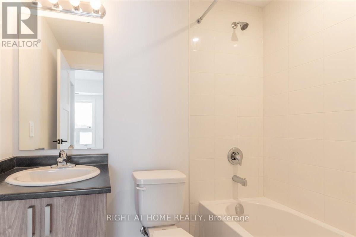 












302 - 15 KNEESHAW DRIVE S

,
Barrie,




Ontario
L9J0X9

