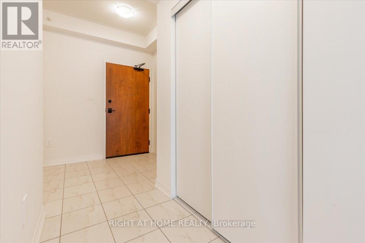 












302 - 15 KNEESHAW DRIVE S

,
Barrie,




Ontario
L9J0X9

